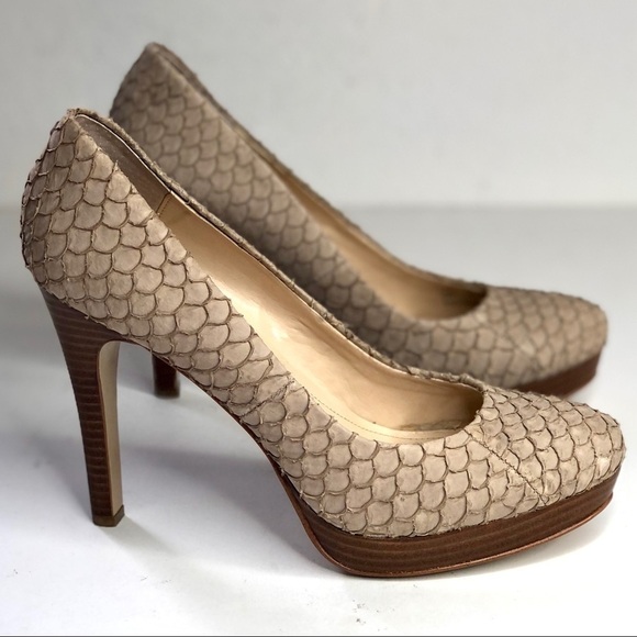 Calvin Klein Kendall fish skin textured scaly stilettos platform tan beige sand - Picture 2 of 13